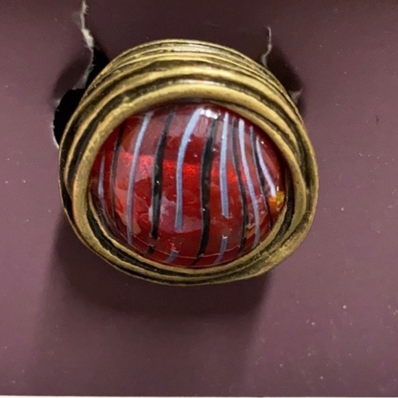 HOST PICK ZARA Beautiful Statement Ring, Crystal Glass encased in brass🔥🔥🔥 - Picture 4 of 8